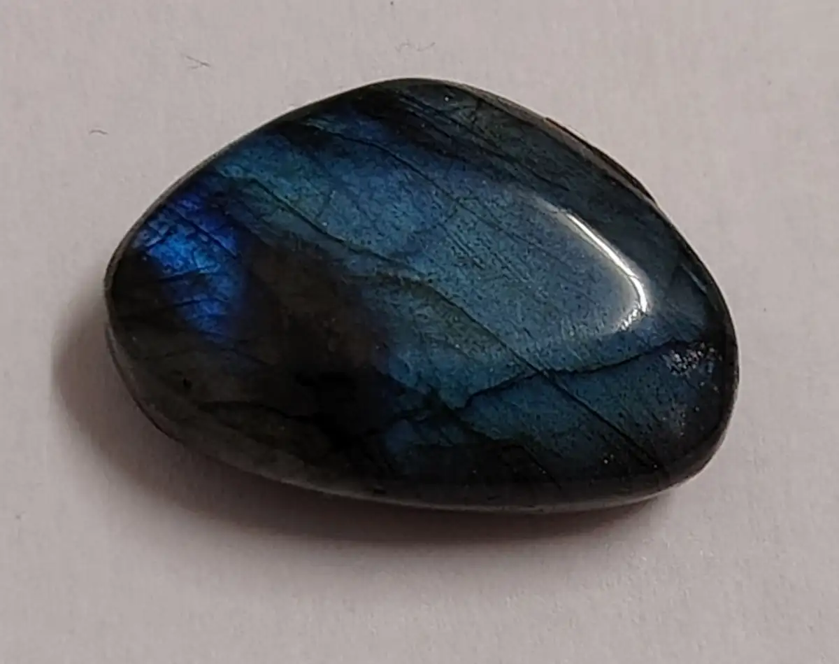 Labradorite roulée