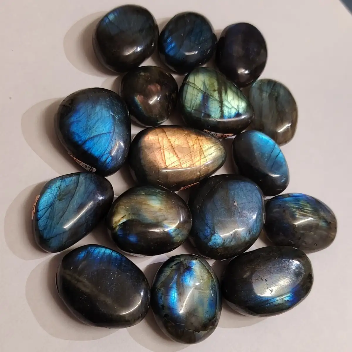 Labradorite roulée