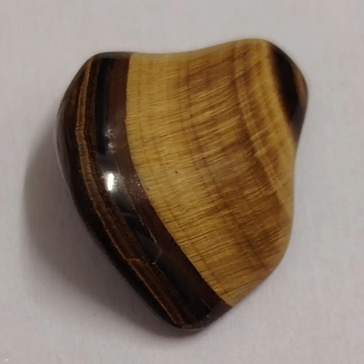 Œil de tigre roulée