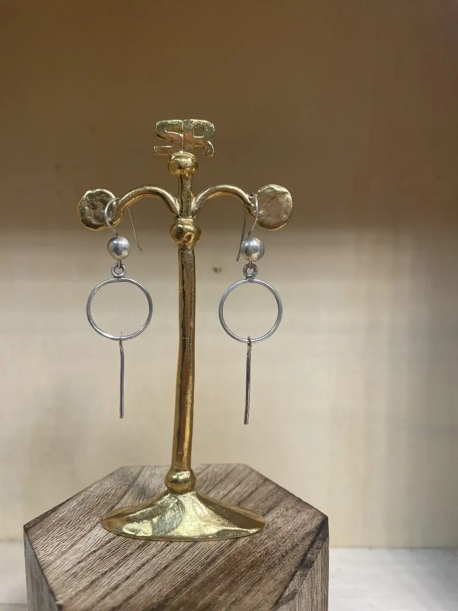 Boucle d'oreille touareg formes modernes
